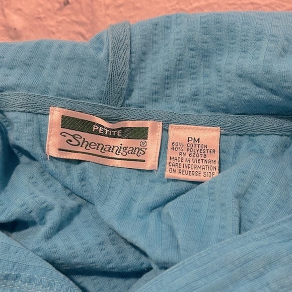 Vintage Shenanigans cropped oversized button down hoodie sz PM - Picture 3 of 6